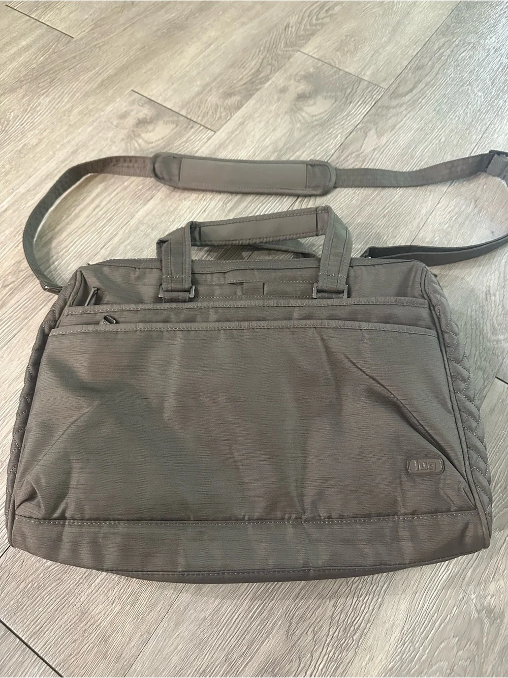 Lug Minibus Gray Brushed Pearl Carry All Travel Duffel Bag